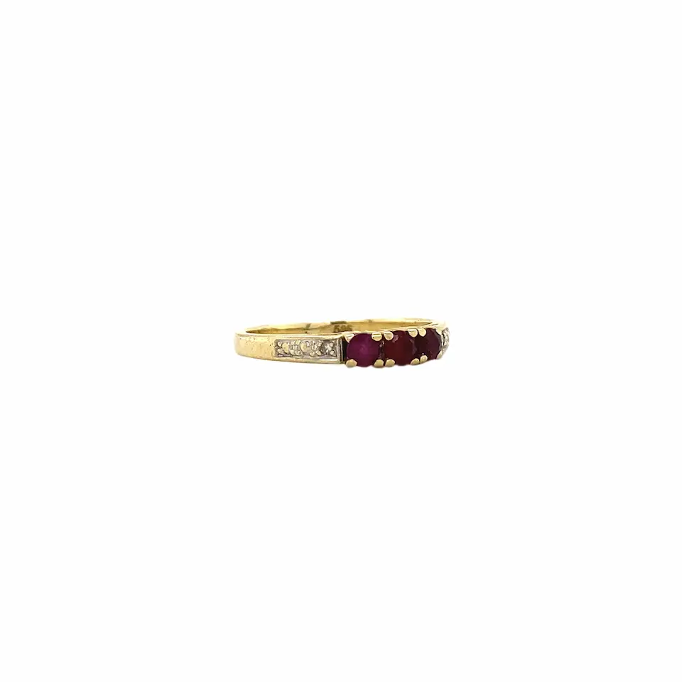 Vintage 14K Gold Ruby Ring