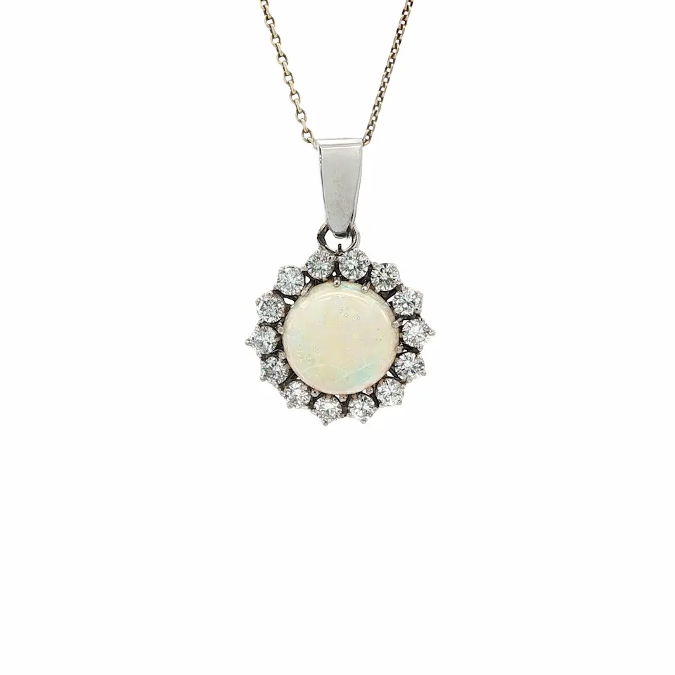 Vintage 14K White gold Opal Pendant