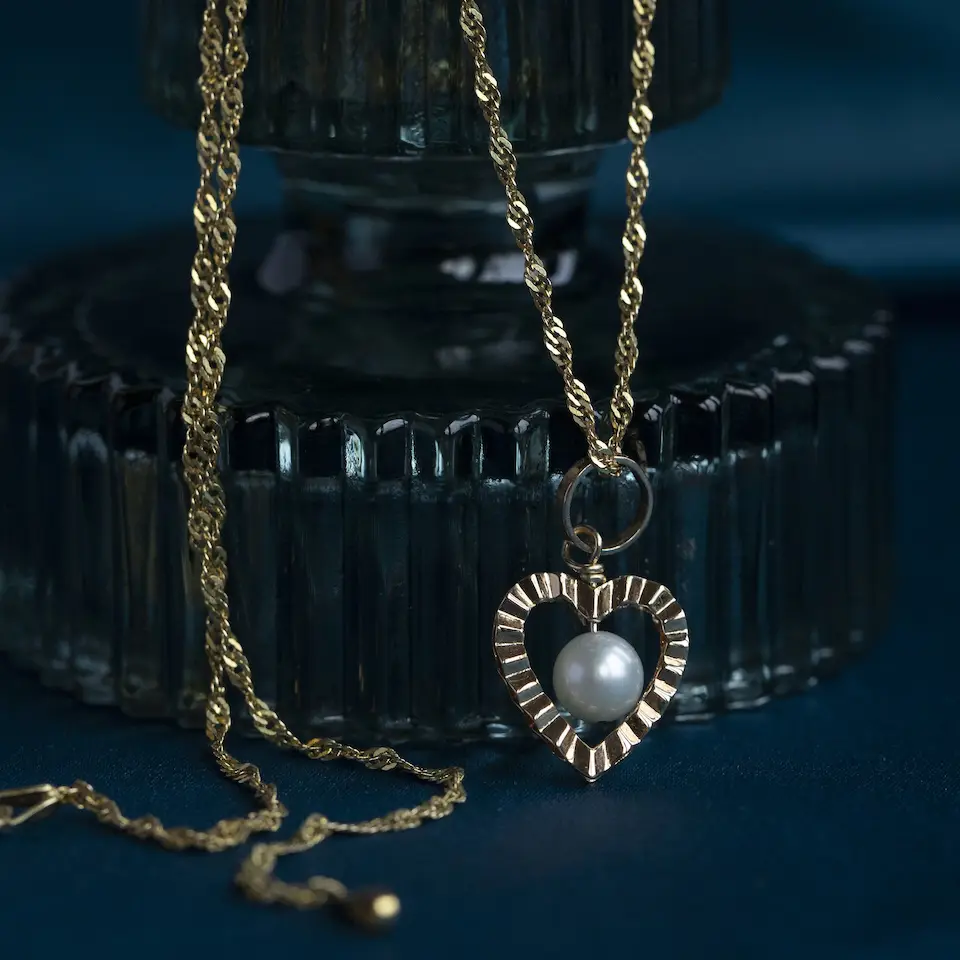 Vintage 18K Gold Pendant