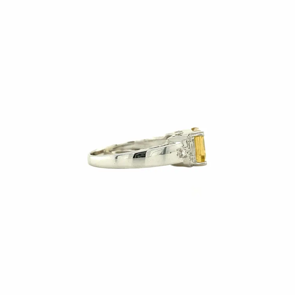 Vintage 18K White gold Citrine Ring
