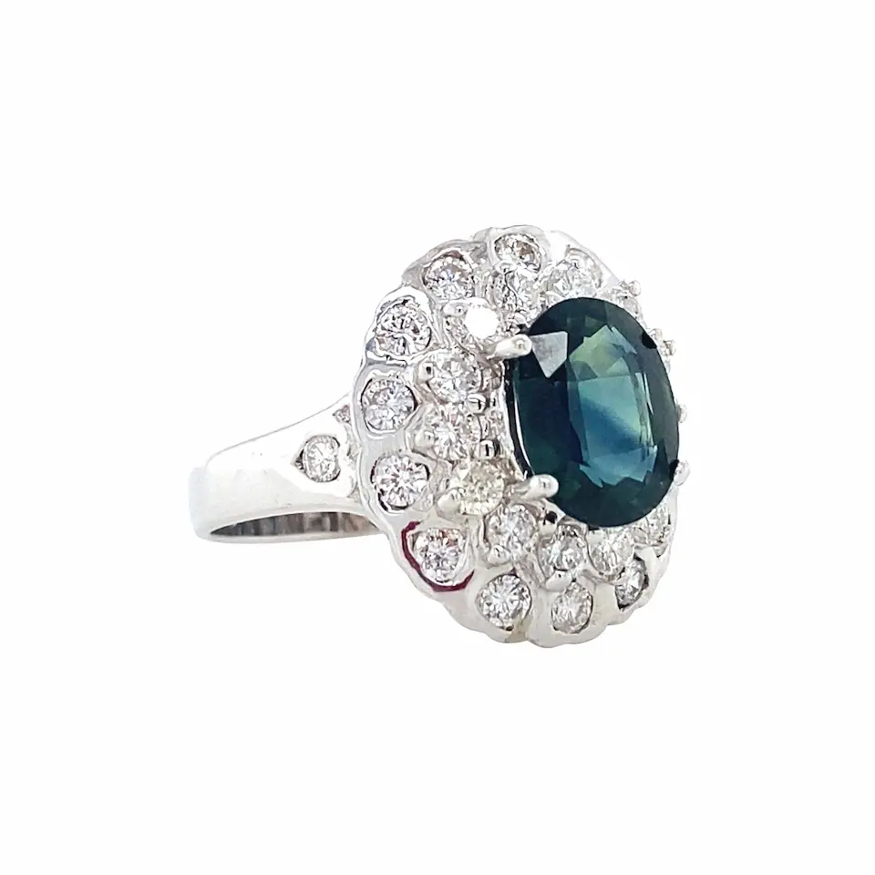 Vintage 18K White gold Diamond Ring