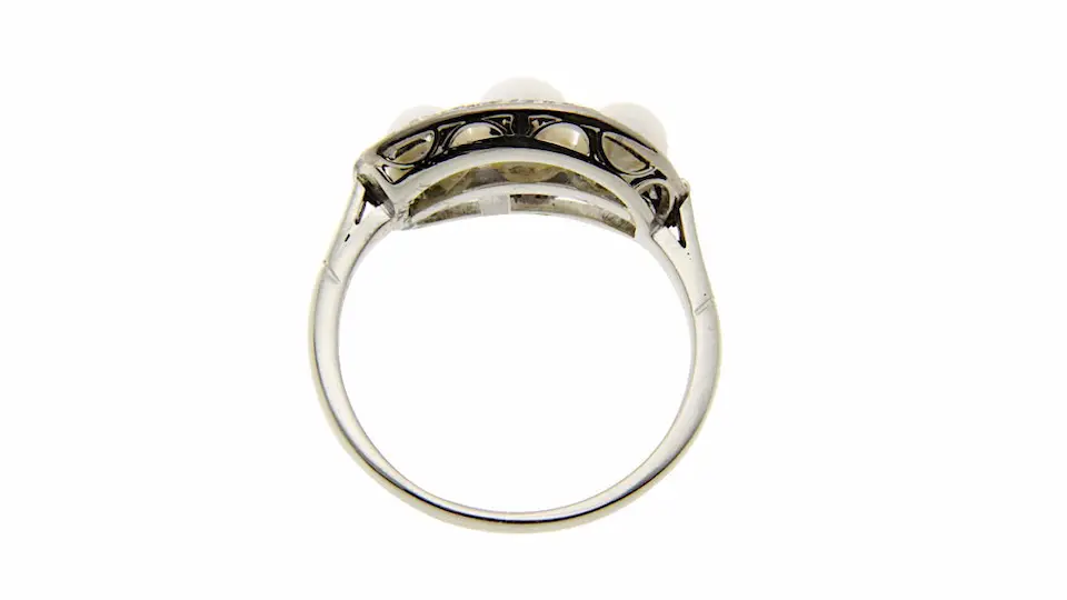 Vintage White gold Diamond Ring